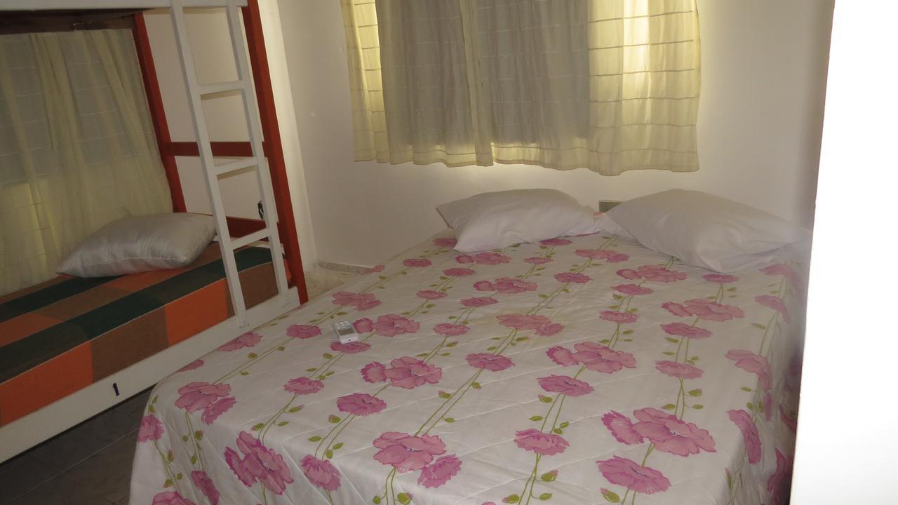 ז'אבואטו דוס גוארראפס Hostel Recife Sol & Mar מראה חיצוני תמונה